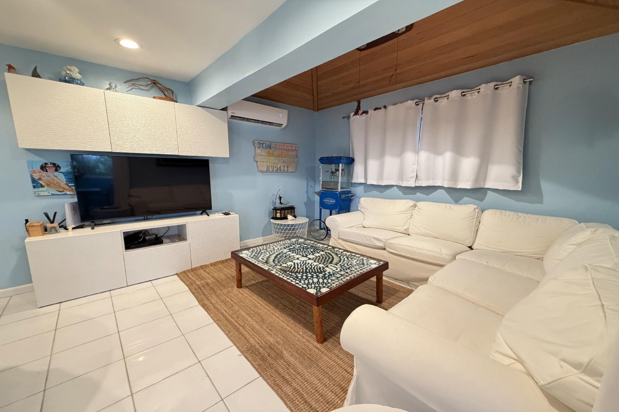 634 634 BEACH VILLA Treasure Cay Abaco