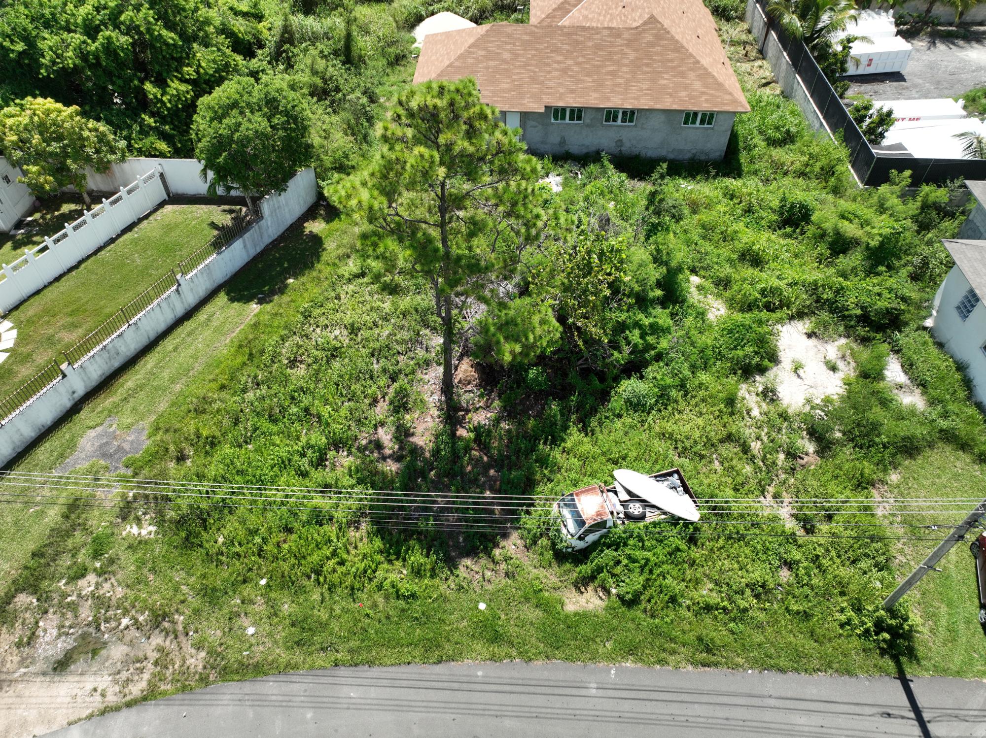 LOT B ISMAE DRIVE Carmichael Road New Providence/Paradise Island