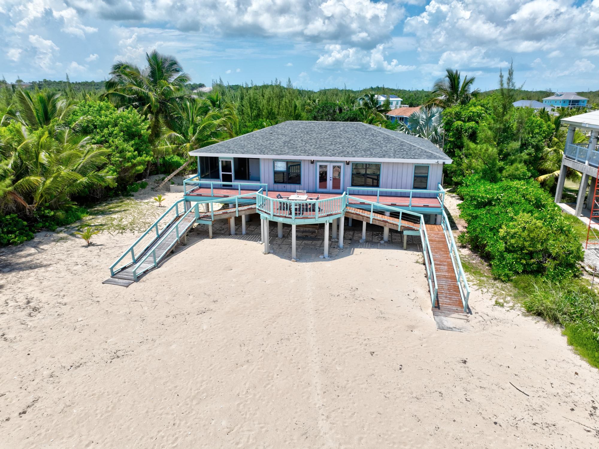 BeachReach KING NEPTUNE DRIVE Leisure Lee Abaco