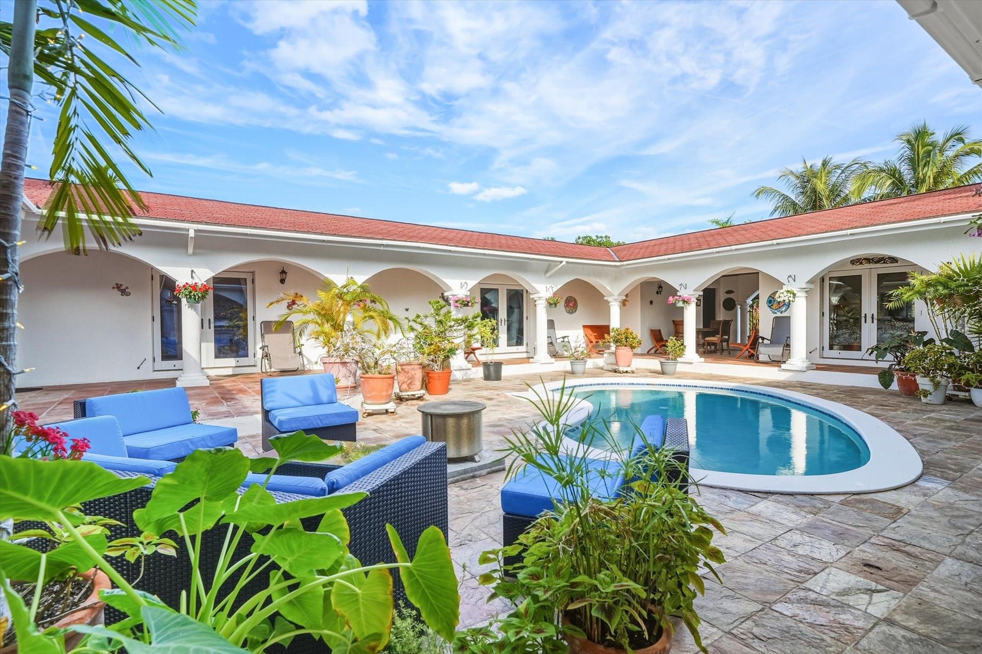 15 PINESEED ROAD Eastern Road New Providence/Paradise Island