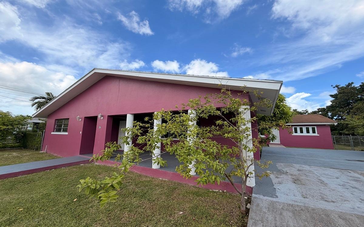 29 BLENHEIM RD Stapledon Gardens New Providence/Paradise Island