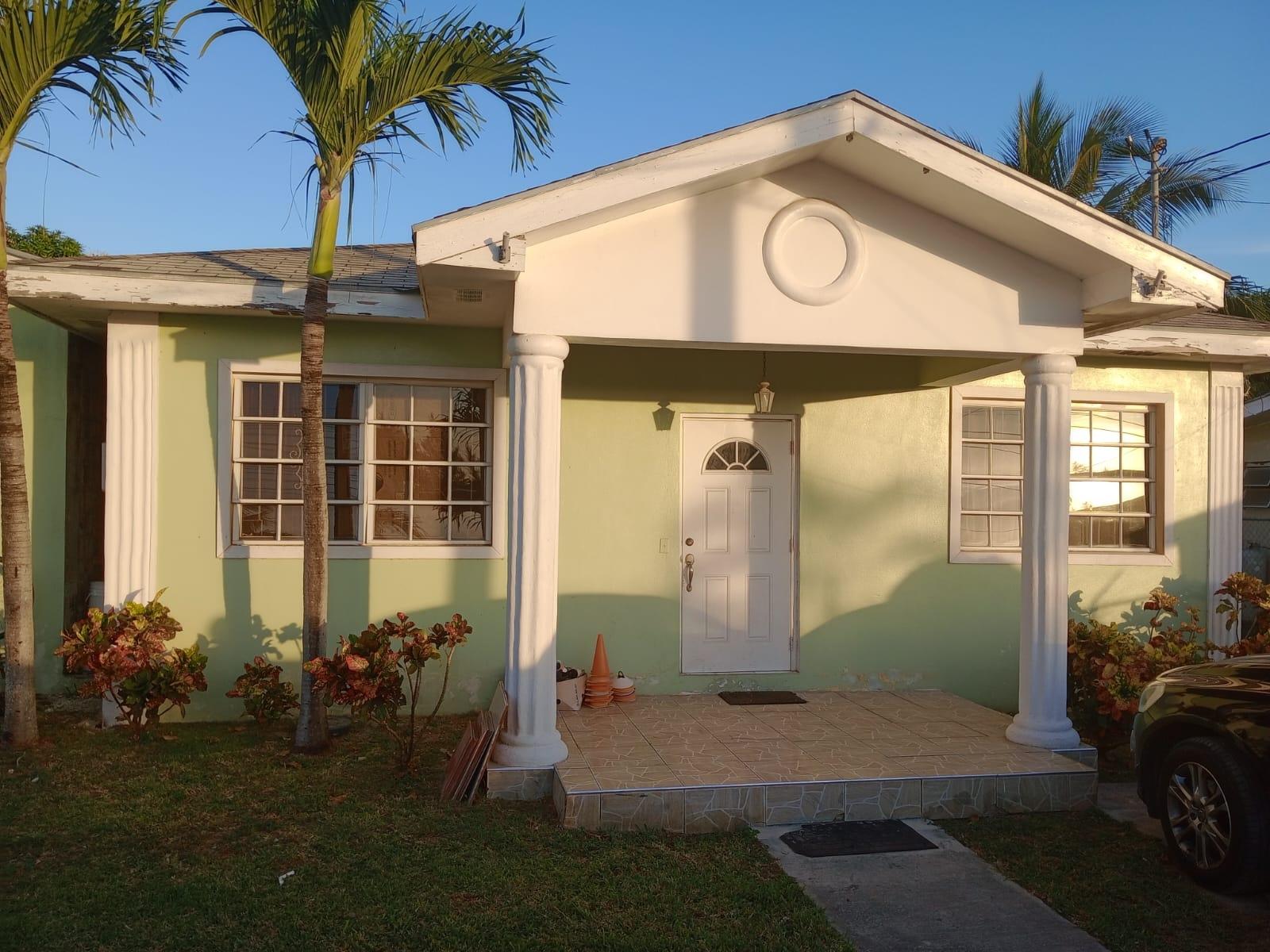 BARN CLOSE FOURPLEX Prince Charles Drive New Providence/Paradise Island